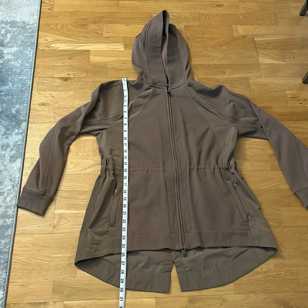 Athleta Triumph Hybrid Jacket